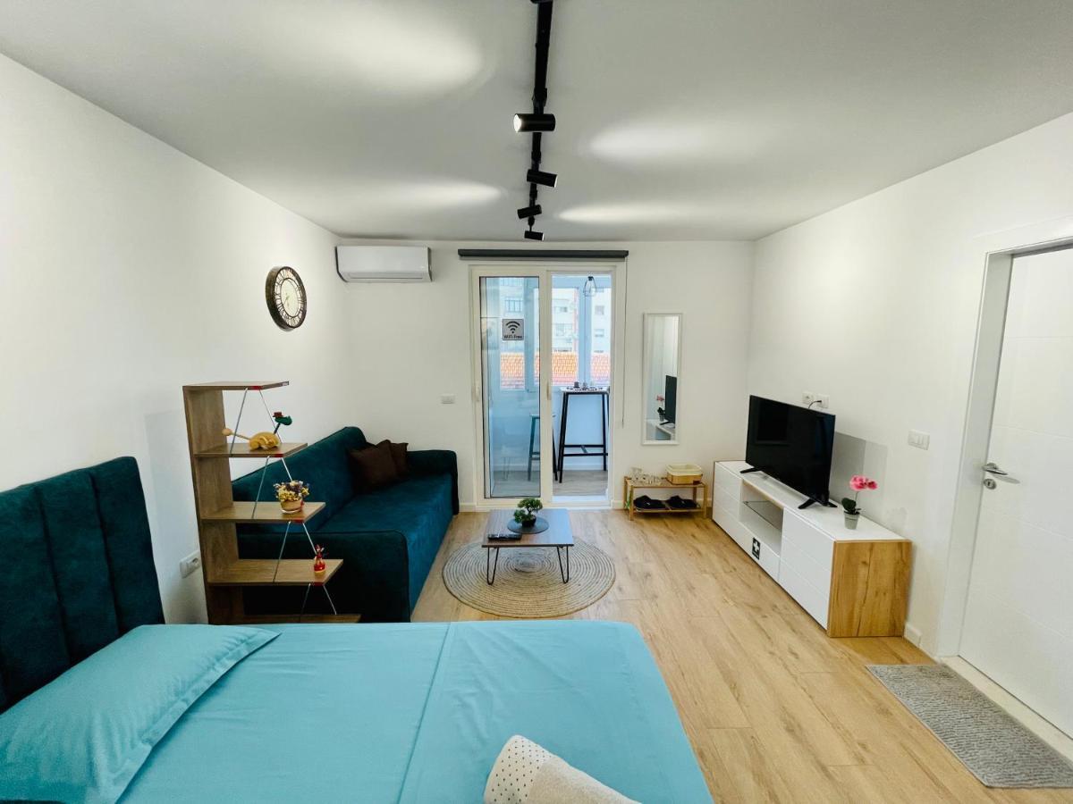 Central Studio Apartment 1, Tiranë Luaran gambar