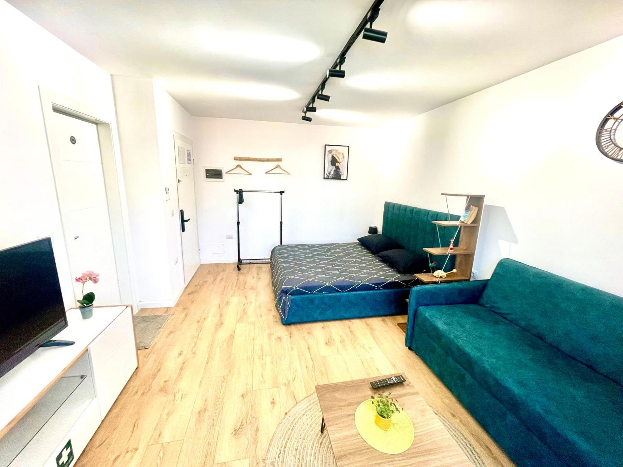 Central Studio Apartment 1, Tiranë Luaran gambar